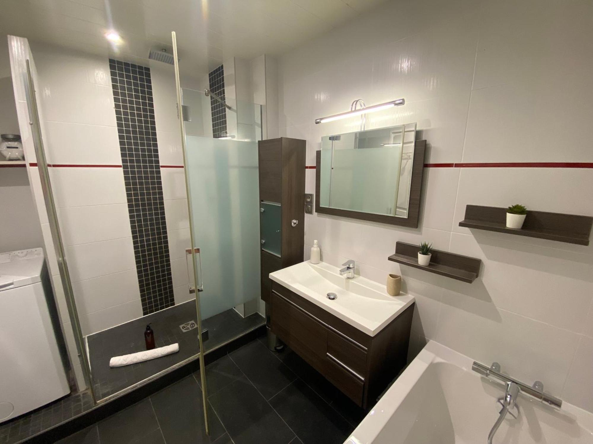 La Forclaz - Centre Ville & Lac, Balcon, Parking Annecy Ngoại thất bức ảnh